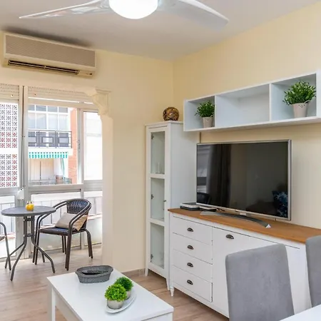 Stylish 1br In The Heart Of Town * Fuengirola